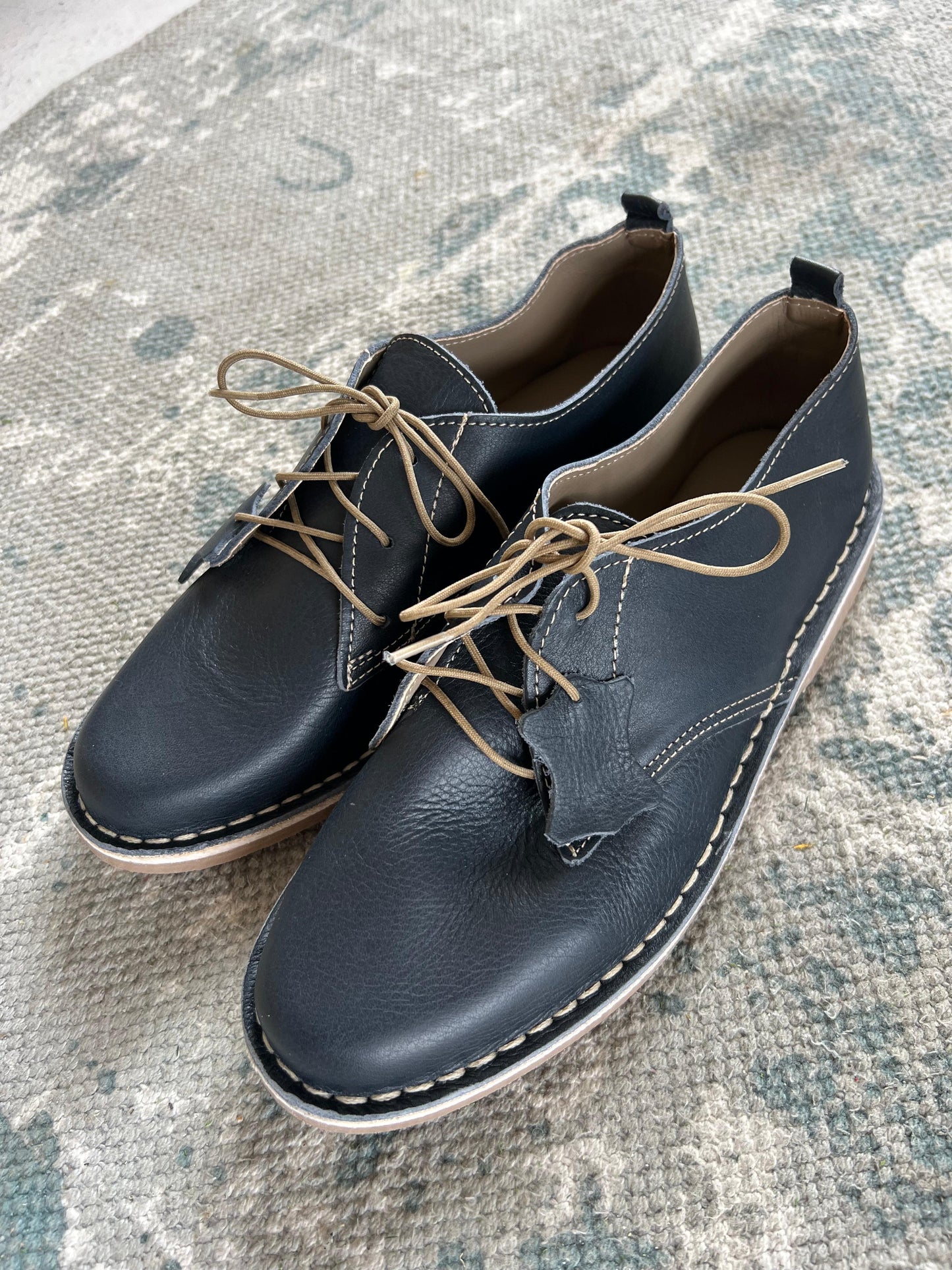 Women High Cut 100% Leather Vellies Black